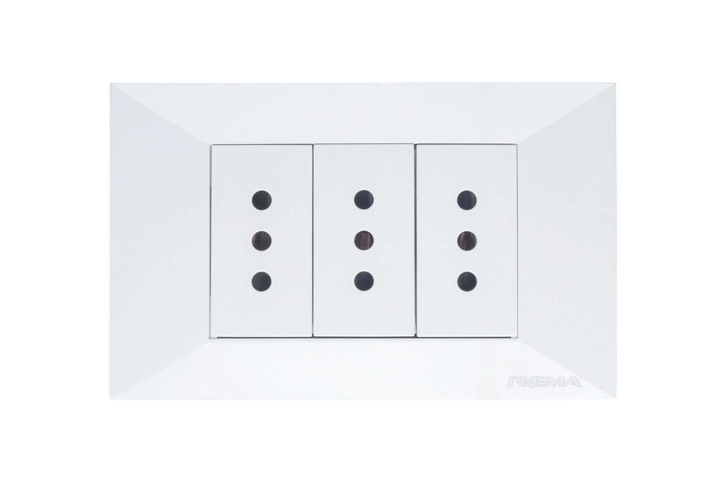 98PTGMM067 TOMACORRIENTE HEMBRA TRIPLE 10A 250V BLANCO MARFIL
